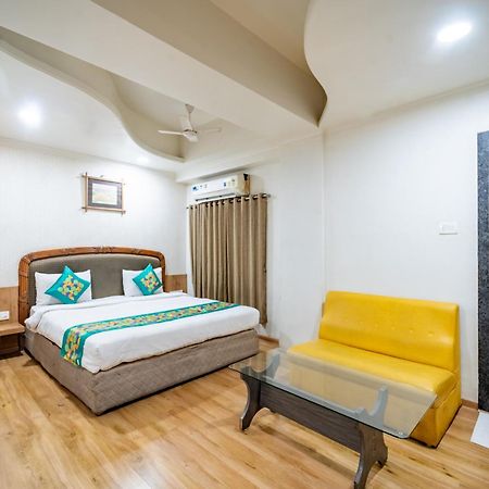 ホテル Treebo Kamal Regency ボーパール エクステリア 写真